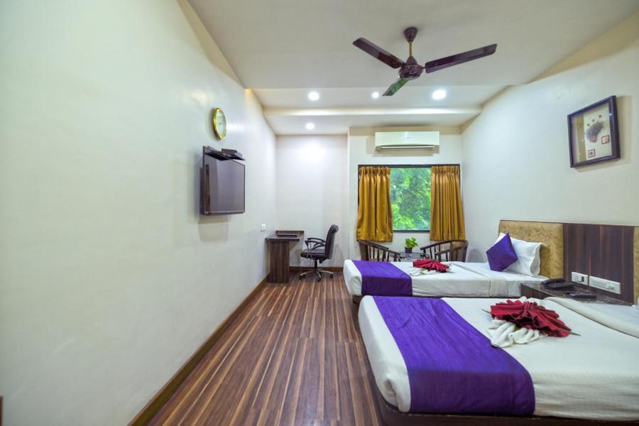 Sheetal International Hotel Rāipur Екстериор снимка