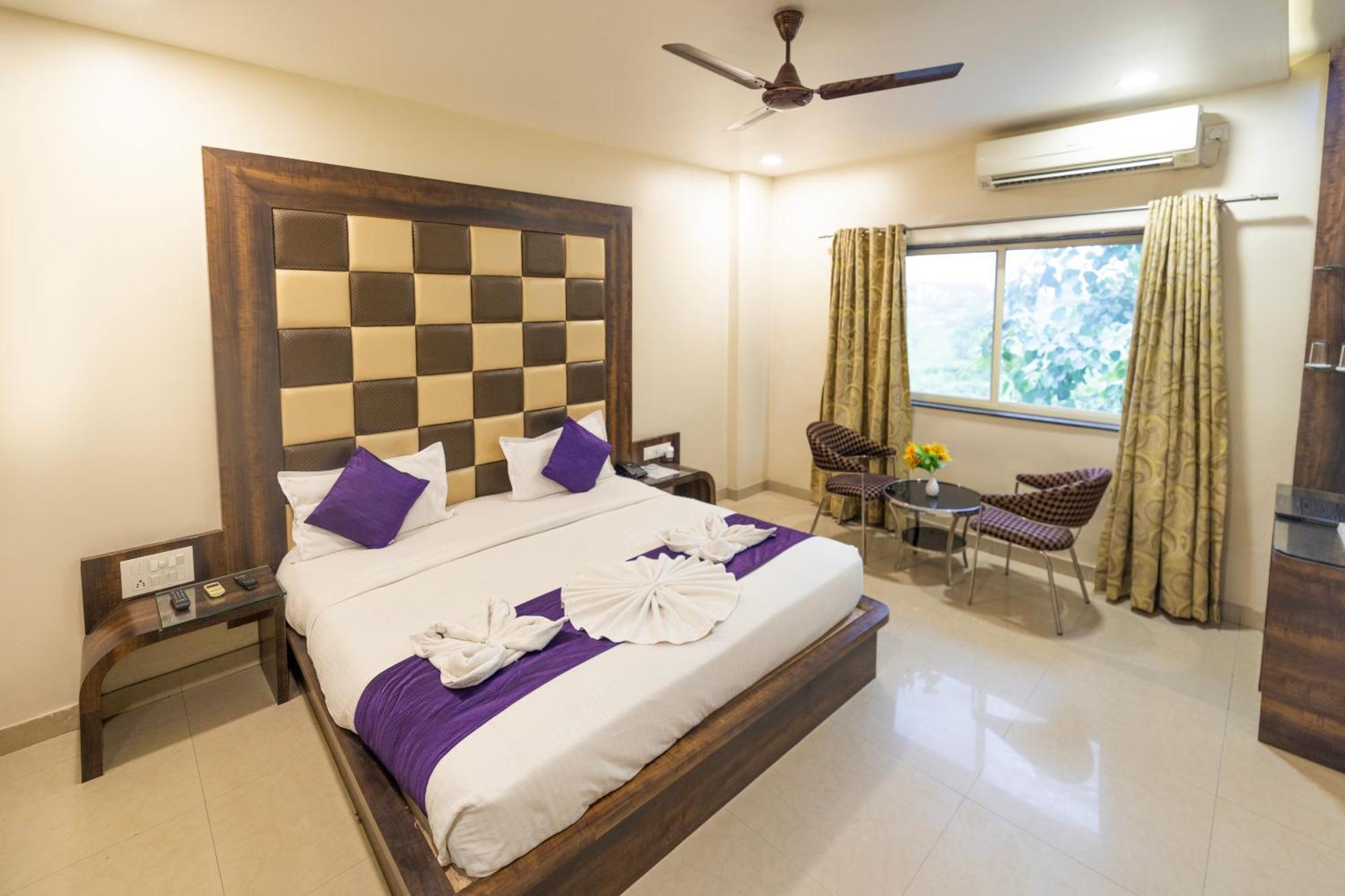 Sheetal International Hotel Rāipur Екстериор снимка