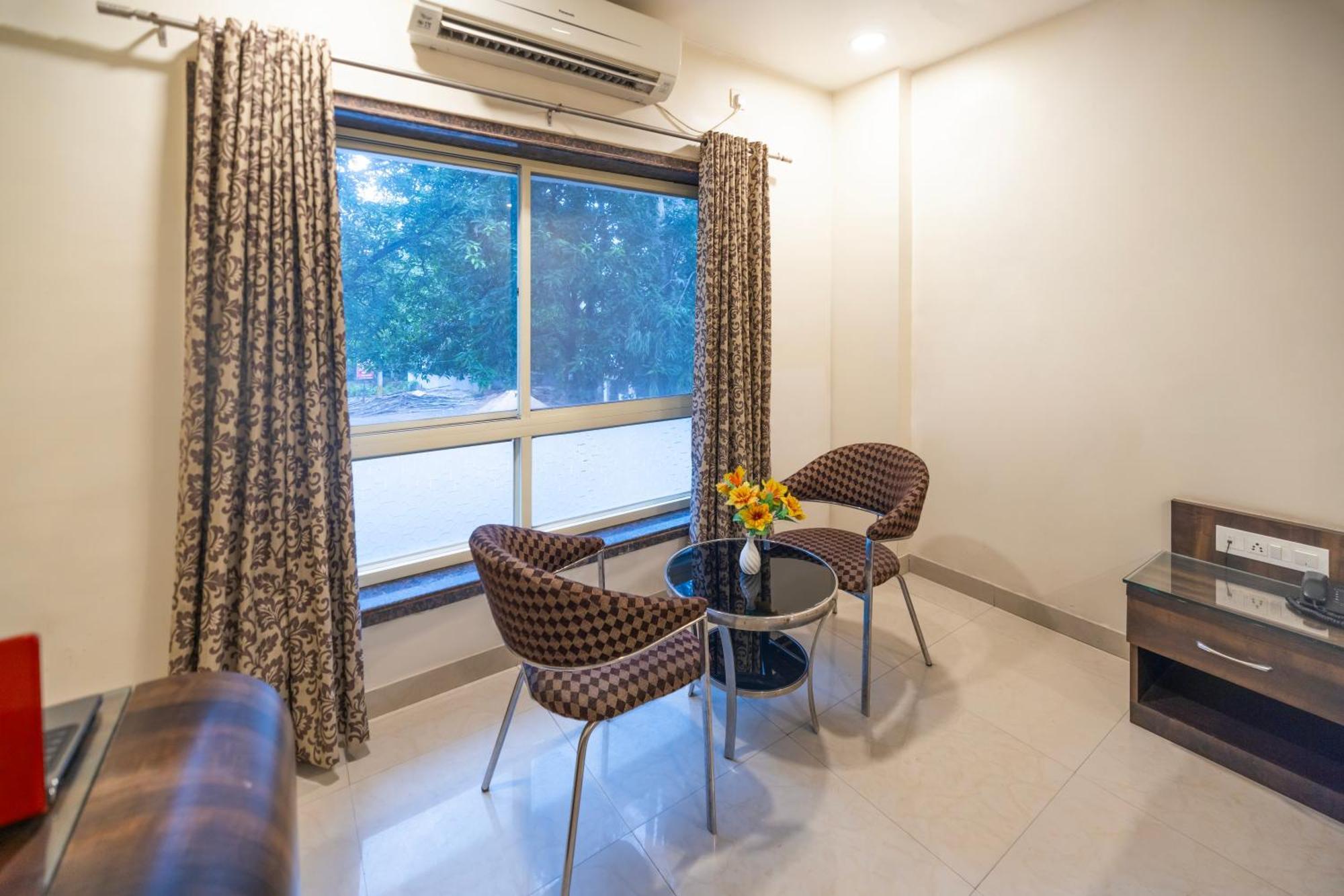 Sheetal International Hotel Rāipur Екстериор снимка